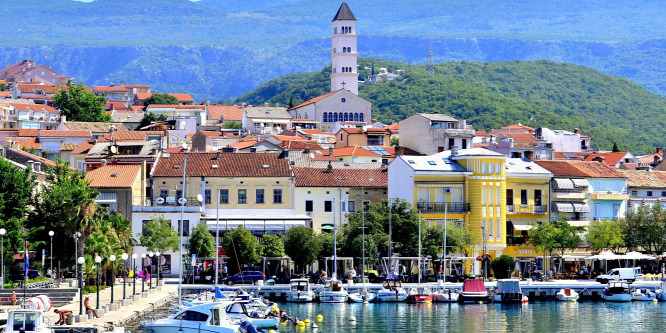 Megnéztük Crikvenica híres csók-pontjait, és közben sós párával szépültünk