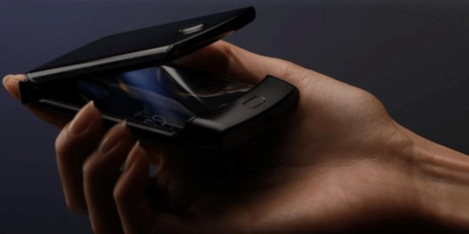 Nagy durranás lesz az új Motorola RAZR