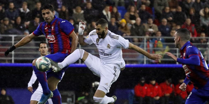 A Real Madrid vezeti a La Ligát a kiütéses győzelme után - videó