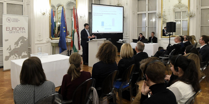 Áder János: Magyarország 2050-re klímasemlegessé válhat