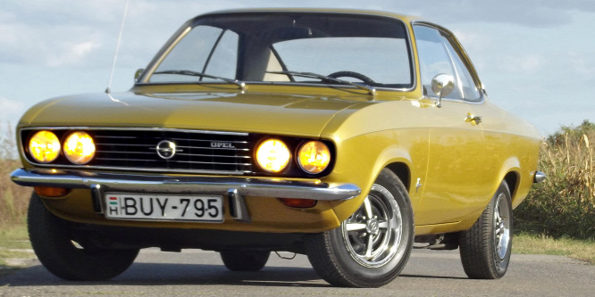 Csipetnyi NSZK a Merkúr-autók tengerében - Opel Manta A (1972) veterán teszt