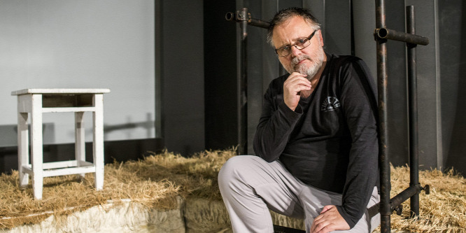 Távoznia kell a Katona és a Színművészeti vezetőinek a Gothár-ügy miatt