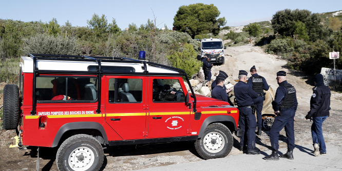 Lezuhant egy mentőhelikopter Marseille közelében, többen meghaltak