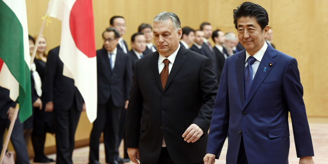 Orbán Viktor a japán miniszterelnökkel tárgyalt Tokióban - galéria