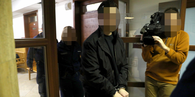 Minden borulhat a győri késelő diák ügyében