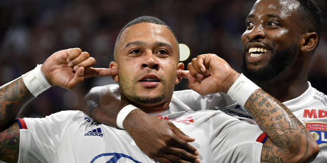 Memphis Depay már nem léphet pályára ebben az idényben