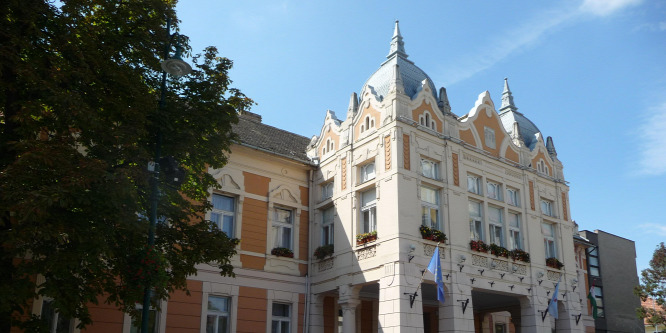 Elképesztő tisztogatásba kezdett a baloldal Szekszárdon