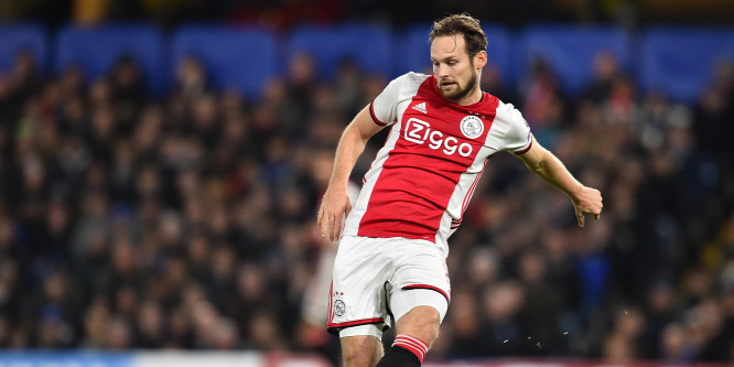 Szívműtét vár az Ajax válogatott védőjére