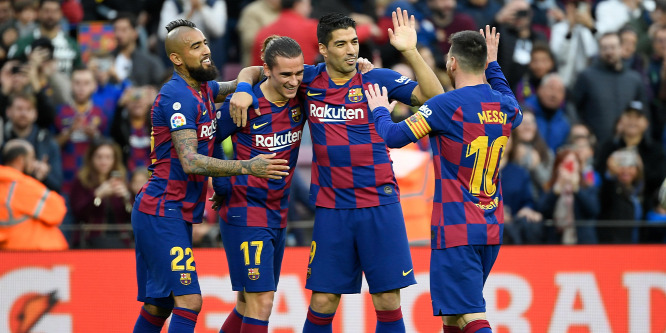 Messi 50. gólját lőtte idén, Suárez három gólpasszt adott - videó