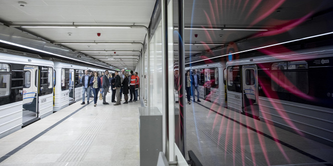 A 3-as metró felújítása miatt hétftl lezárják az Arany János utca és a Ferenciek tere állomást