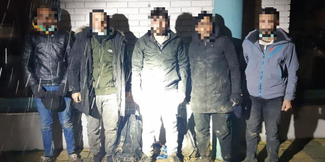 Négyszáznál több migránst kaptak el a hétvégén
