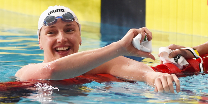 Hosszú Katinka legyőzte Shane Tusup magyar tanítványát