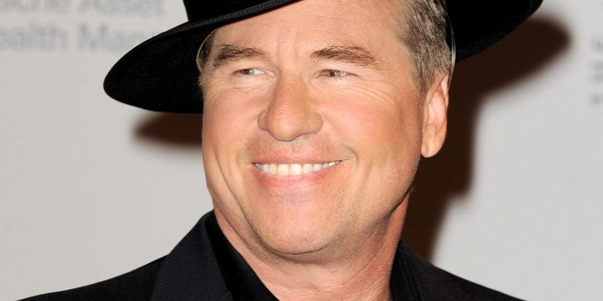 Így néz ki Val Kilmer miután felépült a torokrákból – Fotó