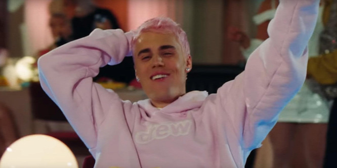Justin Bieber megdöntötte Elvis rekordját: hetedszer is felkerült a Billboard listájára