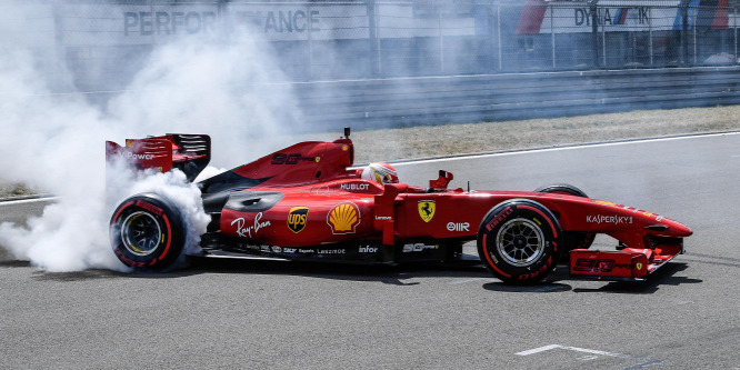 A Ferrari és a Williams is megtartja szimulátorpilótáit 2020-ra