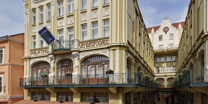 Eladják a patinás hotelt, ahol Placido Domingo és Jiří Menzel is megszállt