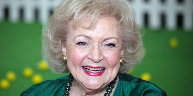 Kiderült, mi a hosszú élet titka Betty White amerikai színészn szerint