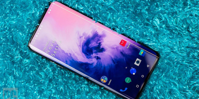 Erre képes a OnePlus 120 Hz-es kijelzője
