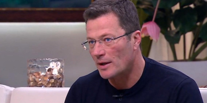 Stohl András női magassarkúban és parókában esett egy hatalmasat - ő maga mesélte el a kínos jelenetet