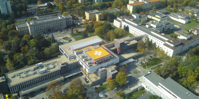 Kirúgták a 168 óra újságíróját, aki megrágalmazta a miskolci kórház orvos-igazgatóját