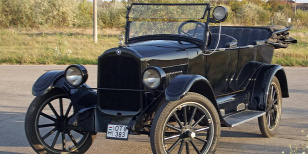 Forrás: Retro Mobil