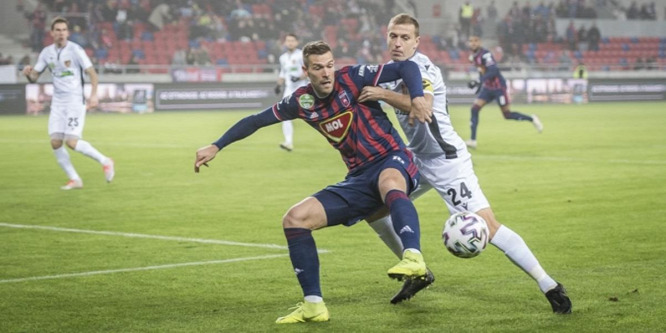 Piros lap és döntetlen az NB I rangadóján