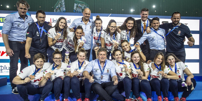 A magyar női vízilabda-válogatott győzelemmel kezdte az olimpiai selejtezőtornát