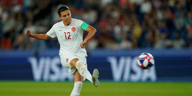 Egy kanadai női futballista lett minden idők legeredményesebbje