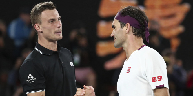 Fucsovics 14 helyet javított a tenisz-világranglistán, Djokovic újra első
