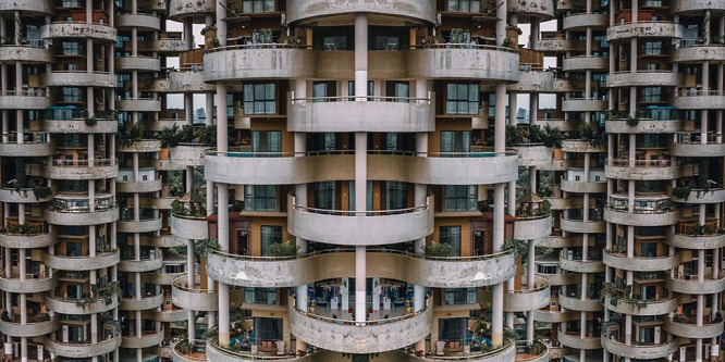 Lélegzetelállító fotókon Hong Kong végtelennek tűnő panelházai