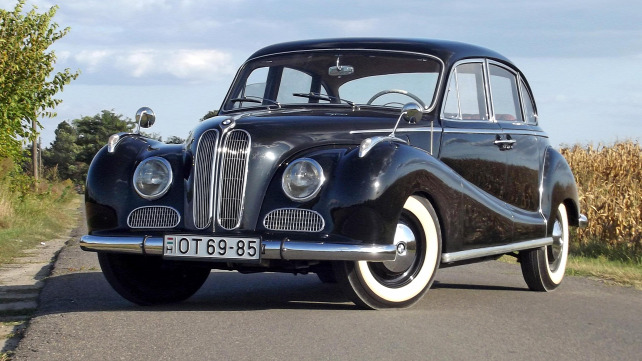 Forrás: Retro Mobil