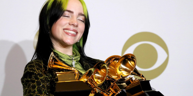 Billie Eilish lelkét megmérgezték a gonosz kommentelők - Videó