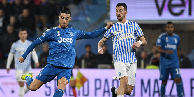 Rekordot jelentő, sorozatban 11. mérkőzésén rúgott gólt Ronaldo - videó