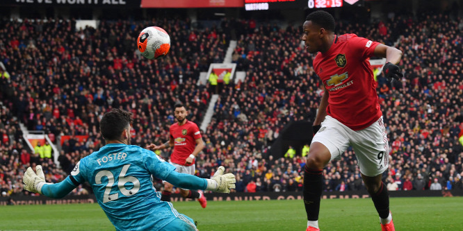 Két évvel meghosszabbította szerződését a Watford 37 éves kapusa