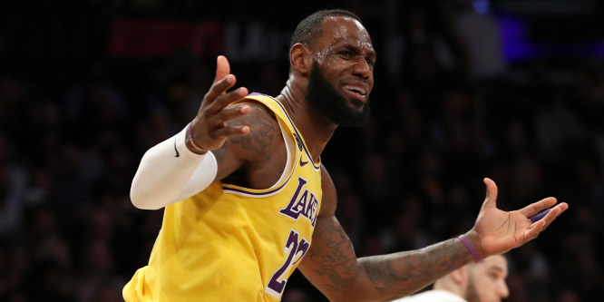 LeBron James hihetetlen hibája a meccsbe került a Lakersnek - videó