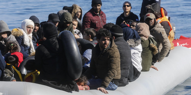 Több mint tízezer migránst tartóztattak fel idén a görög hatóságok