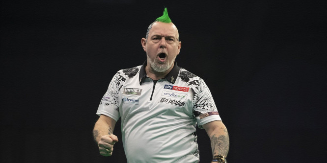 Fantasztikus átlagot dobott a világbajnok a darts Premier League-ben