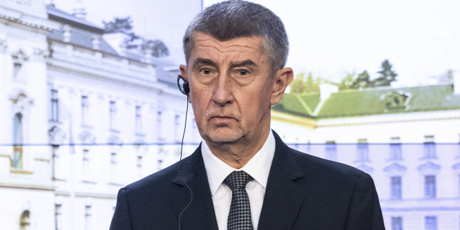 Fokozatosan megnyitják a cseh határokat