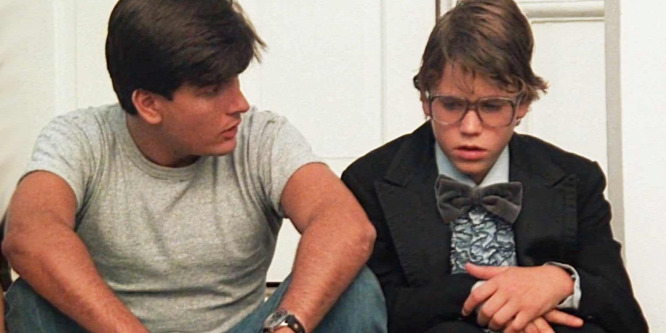 Egy színész szerint Charlie Sheen megerőszakolt egy 13 éves fiút