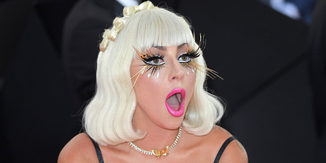 Előkerültek Lady Gaga pornográf képei - Galéria (18+)