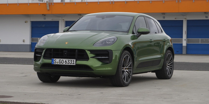 Kéttonnás SUV, ami viccet csinál a fizika törvényeiből - Porsche Macan GTS- menetpróba