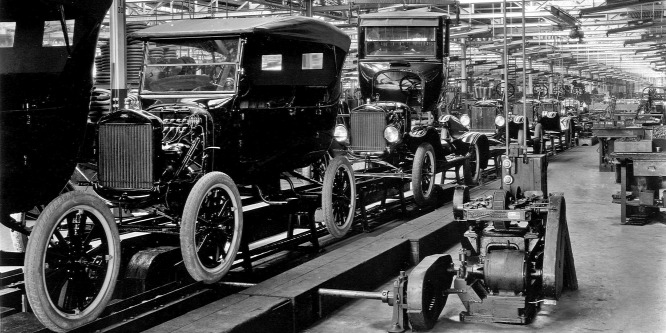 Henry Ford legendás futószalagja, ami elindította a tömegtermelést