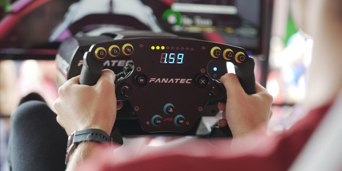 Balhés reménység miatt kidobták az esport-versenyről, az F1 kárpótolja