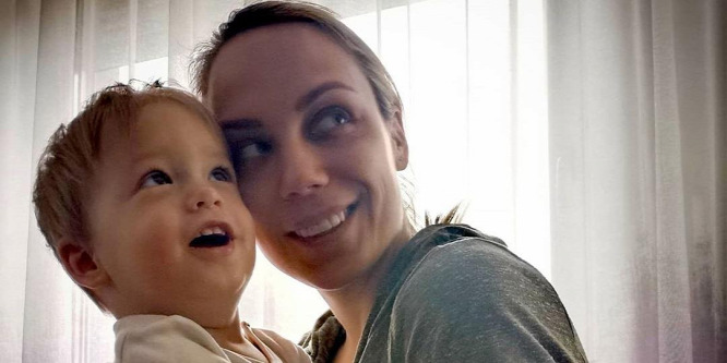 Kiss Ramónának rossz napja van: ölelkezős képet posztolt kisfiával - Fotó