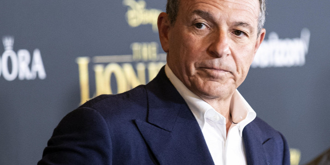 A Disney elnöke, Bob Iger lemond a fizetéséről