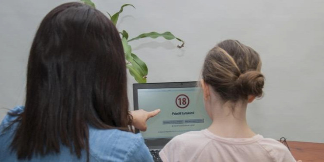 Most minden eddiginél fontosabb a tudatos internethasználatra való nevelés