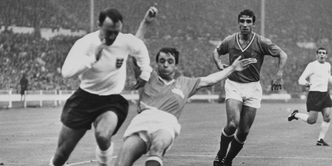 Elhagyhatta a kórházat az angol futball gólrekordere