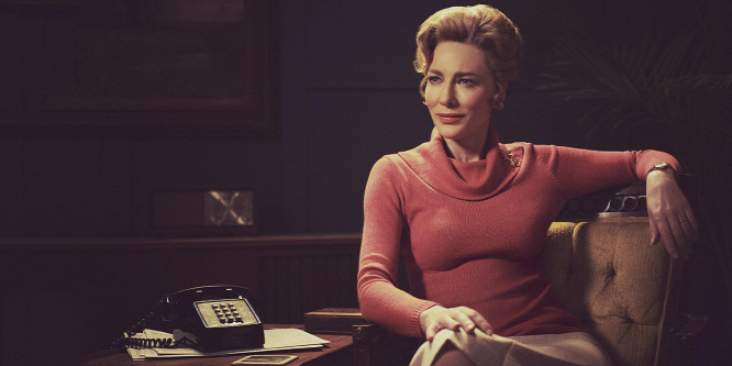 Az Oscar-díjas színésznő, Cate Blanchett megvágta a fejét egy láncfűrésszel