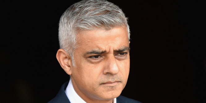 Egyre több londoni buszvezető hal meg, a baloldali polgármester továbbra sem csinál semmit