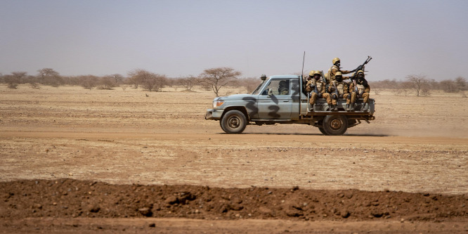 Iszlamistákkal csaptak össze a kormányerők Burkina Fasóban, 47 ember meghalt